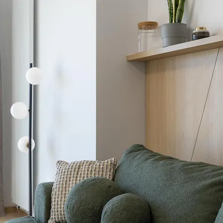 Eurovea Tower Retreat With Parking Apartmán *